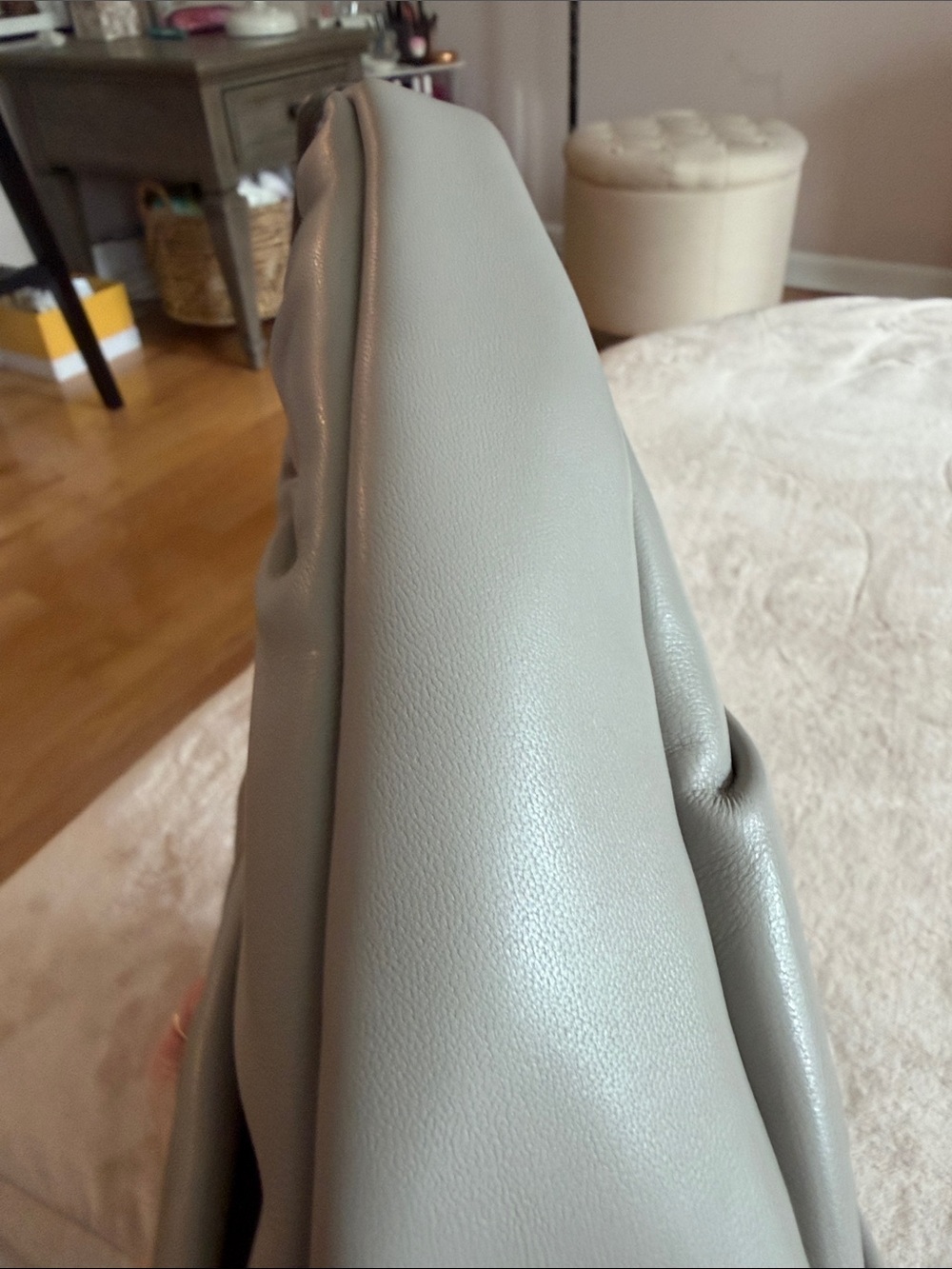 STAUD Crescent Shoulder Bag in Grey - Picture 6 of 8